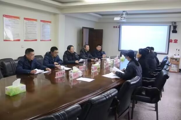 省級聯(lián)合調(diào)研組到集團開展化肥商業(yè)儲備調(diào)研檢查