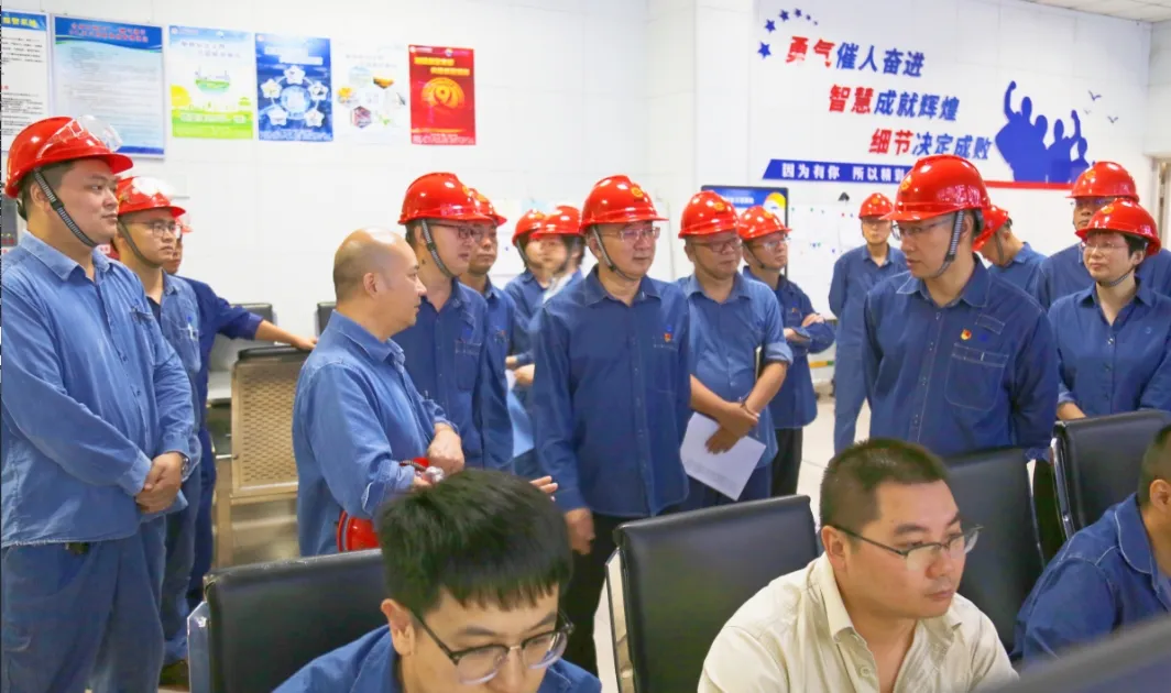 集團領(lǐng)導(dǎo)帶隊開展國慶前安全環(huán)保生產(chǎn)綜合檢查